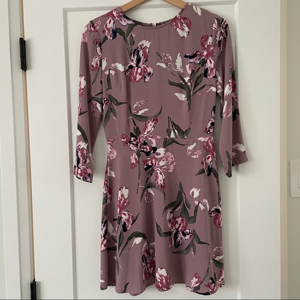 Dynamite purple floral dress